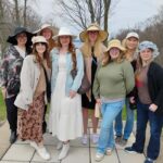 NON BUS GIRLS TRIP Traverse City Old Mission Wine Tour - Starting the Day with Private Pickup and Modern Vehicles