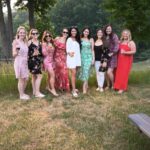 NON BUS Hawthorne Vineyards Traverse Old Mission Wine Tour - The Luxury SUV Experience in a VIP Setting