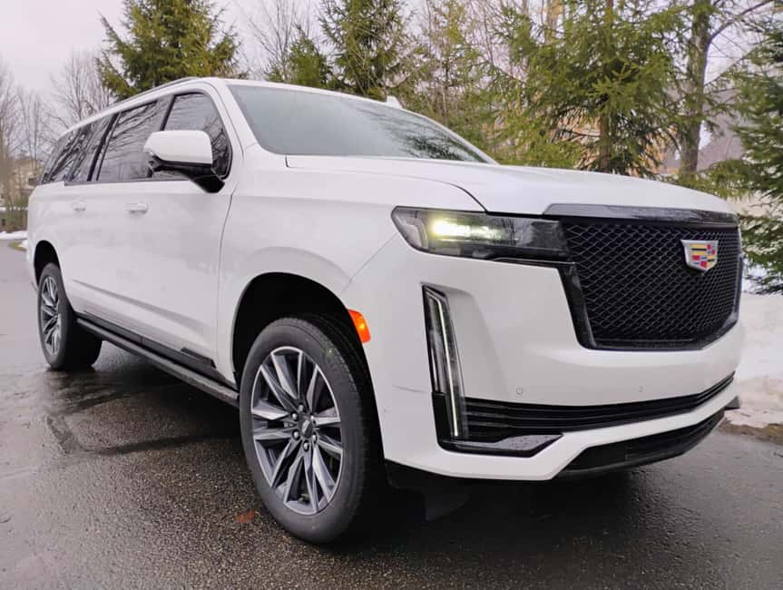 NON BUS Traverse City Wine Tour in a Luxury SUV - The Luxury SUV and Its Benefits