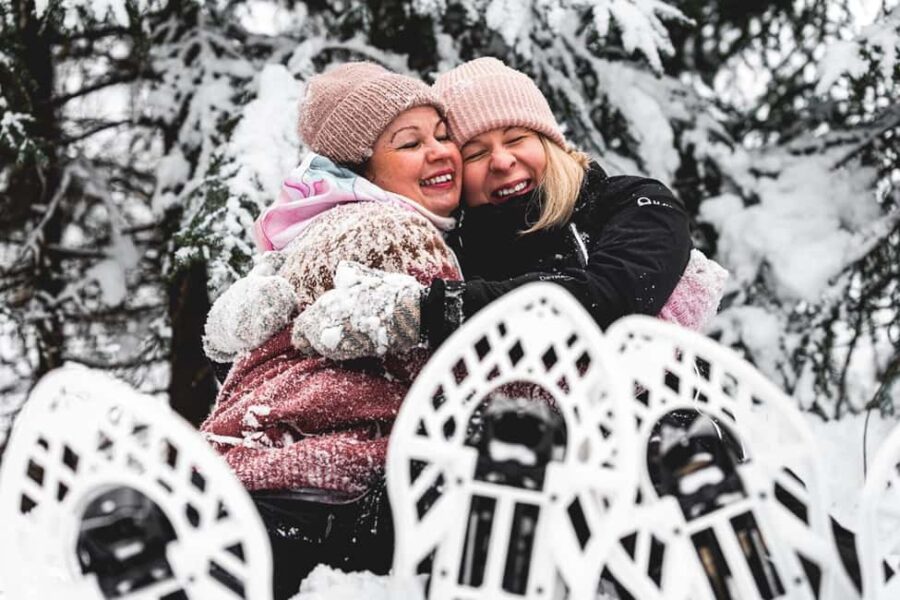 North Karelia: Snowshoeing & Finnish Sauna with Snacks - Snowshoeing Through Serene Forest Trails