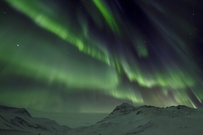 Northern Lights Photography from Akureyri - From Akureyri to the Dark Icelandic Countryside