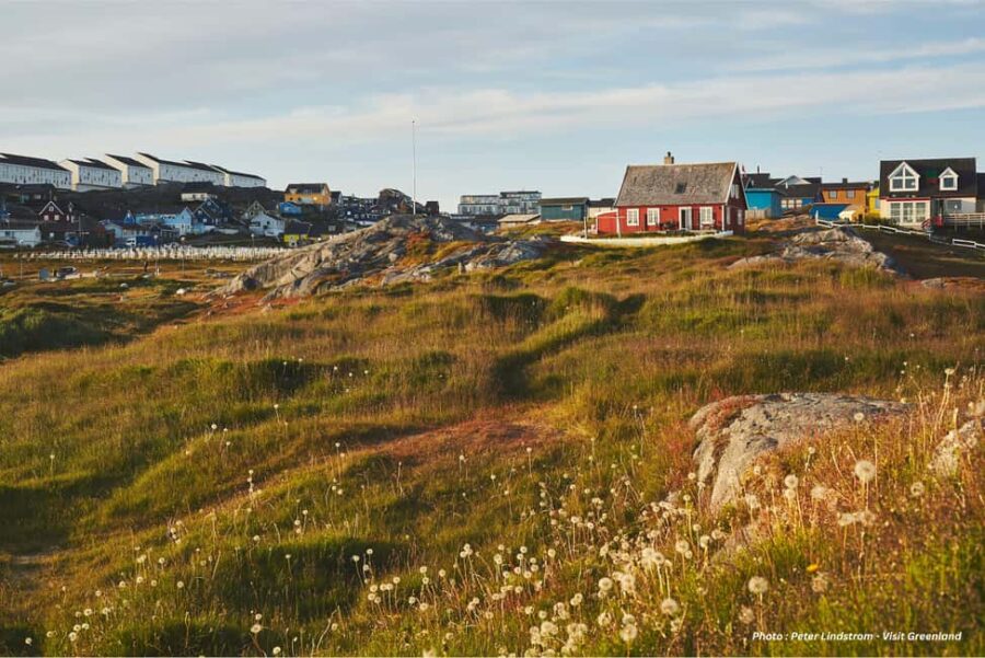 Nuuk Walking Tour with Museum Visit & Greenlandic Tasting - Exploring Nuuk’s Historic Landmarks