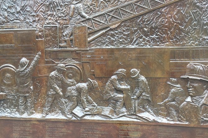 NYC 9/11 Museum and Statue of Liberty Ferry Tickets - Exploring the Statue of Liberty: A Photo Opportunity and Limited Time