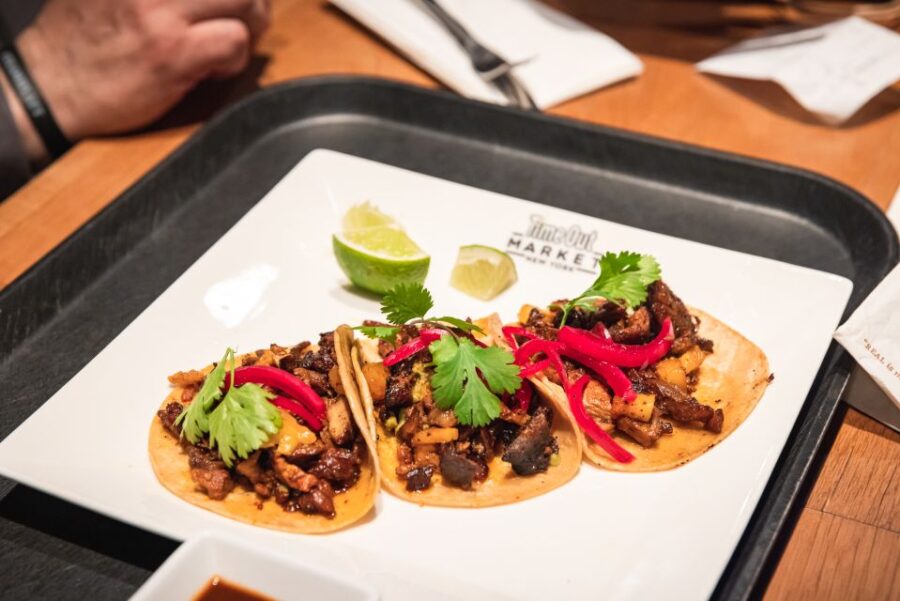 NYC: Brooklyn Heights and DUMBO Neighborhood Food Tour - Exploring Brooklyn Heights’ Multicultural Bakeries and Restaurants