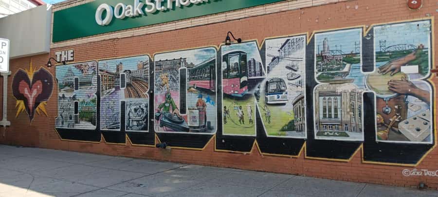 NYC: Contrasts with Gospel Mass - Harlem: The Heart of African-American Culture and History