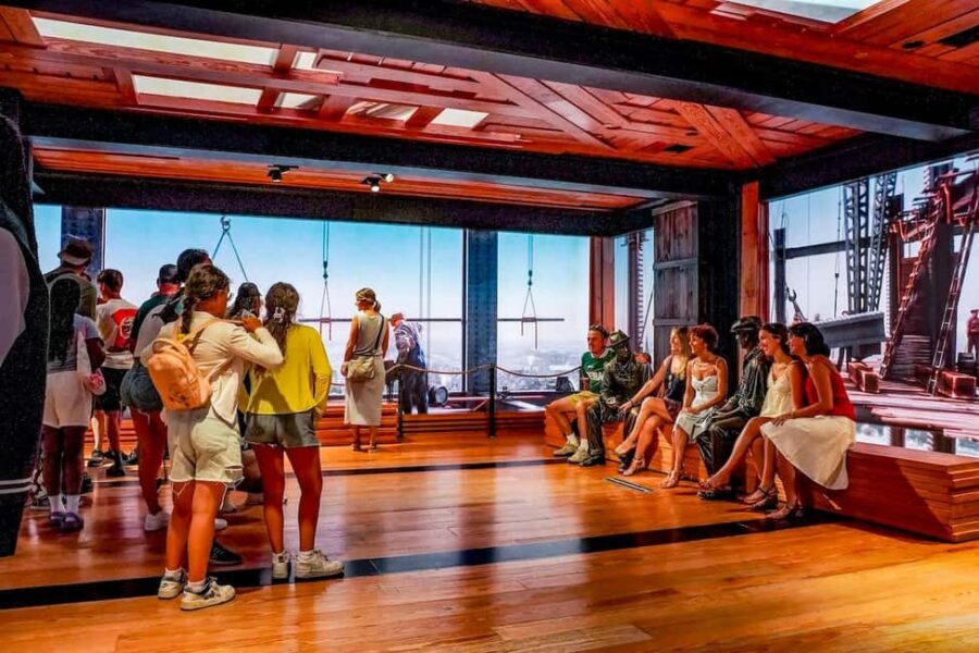 NYC: Empire State Building Express Tickets  Skip the Line - Skip the Lines with the Red Carpet Entrance Experience