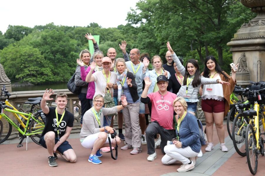 NYC: English or German Central Park Bike Tour & eBike Option - The Guide Experience and Group Dynamics