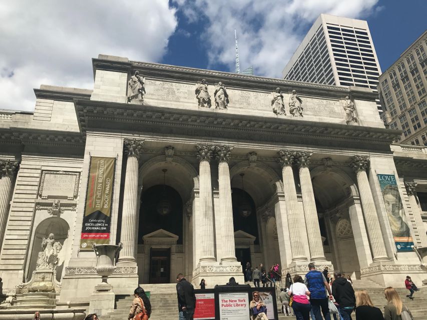 NYC | French guided tour Superheroes Midtown & Brooklyn - Starting Point: Meet in Front of Gregorys Coffee