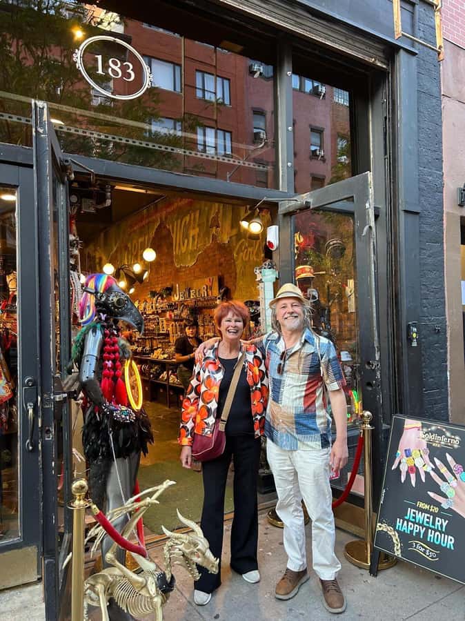 NYC Jazz History Greenwich Walking Tour in French or English - Visiting New York’s Oldest Music Store in Greenwich Village