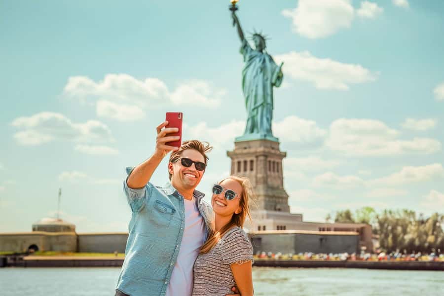 NYC: Tall Ships of Sail4th 250 - Sightseeing Cruise - Departure Point at Pier 36 in Lower Manhattan