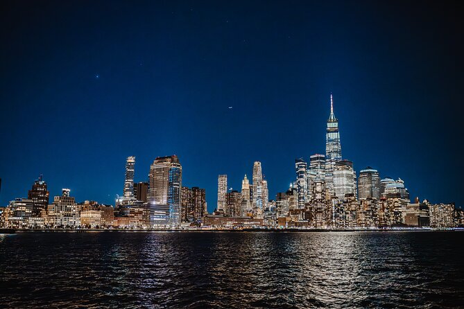 NYC Valentines Dinner Cruise with Live Entertainment and Open Bar - From the Manhattan Bridge to the Statue of Liberty