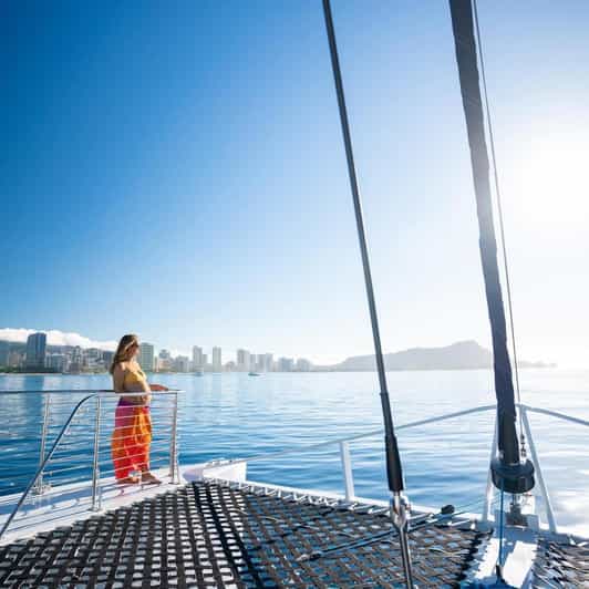 Oahu Hawaii: Honolulu Sailing Tour - Spot Sea Turtles and Spinner Dolphins in Their Natural Habitat
