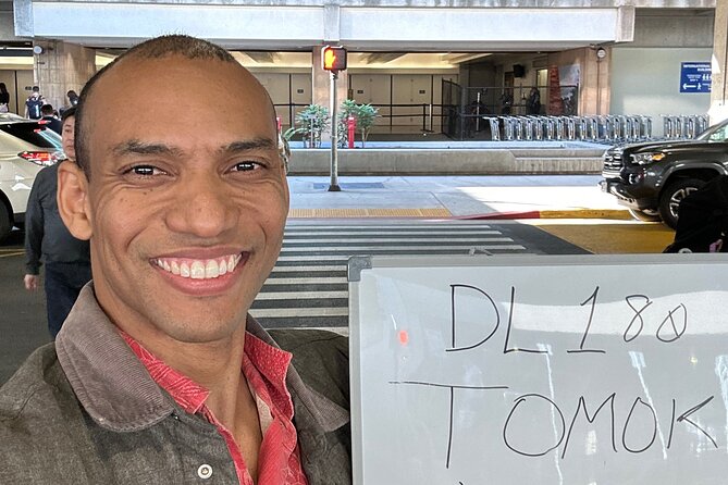 Oahu Private Transfers at Honolulu Airport & Waikiki hotels - Pickups for Flights from Japan and International Arrivals