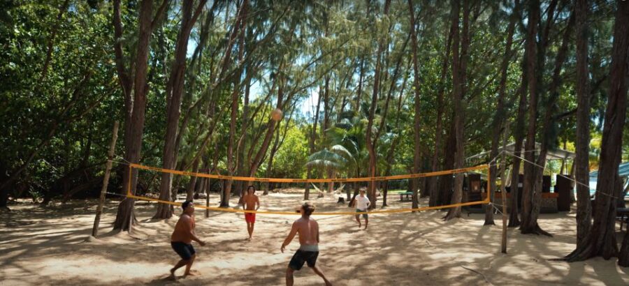 Oahu: Secret Island Beach Adventure and Water Activities - Starting at Kualoa Ranch for an Easy Access to Paradise