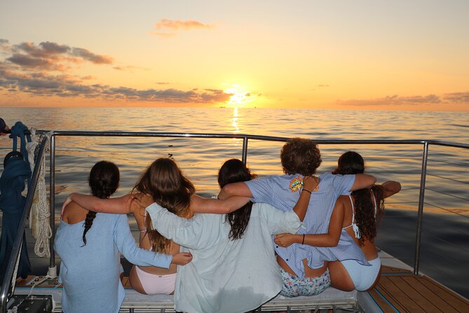 Oahu: Snorkel Sunset Cruise, Dolphin Watch with Hawaiian Buffet - Snorkeling in Oahu’s Clear, Warm Waters