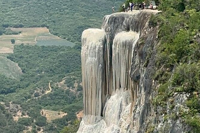 Oaxaca Day Trip Markets Hierve el Agua and Mezcal Tasting - Marveling at the Petrified Waterfalls of Hierve el Agua