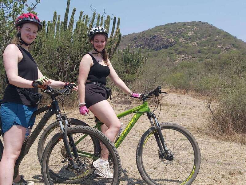 Oaxaca: La Culebra - Prehistoric Caves 1 Day Bike Tour - Starting from Santa Maria del Tule and Visiting Zapotec Communities