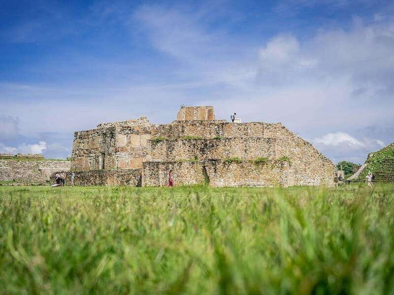 Oaxaca: Monte Albán Archaeological Site Tour - Starting at the On-Site Museum for Context
