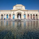 Observing city tour in Yerevan - Starting at the Heart of Yerevan: Republic Square