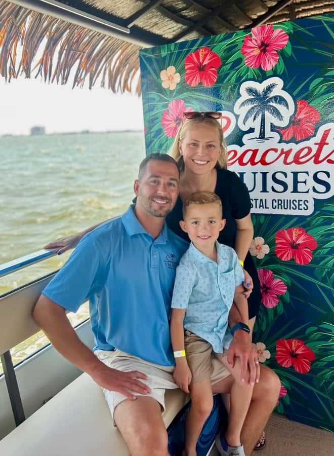 Ocean City: Family and Friends Tiki Bay Cruise - Starting Point at Seacrets Jamaica, USA