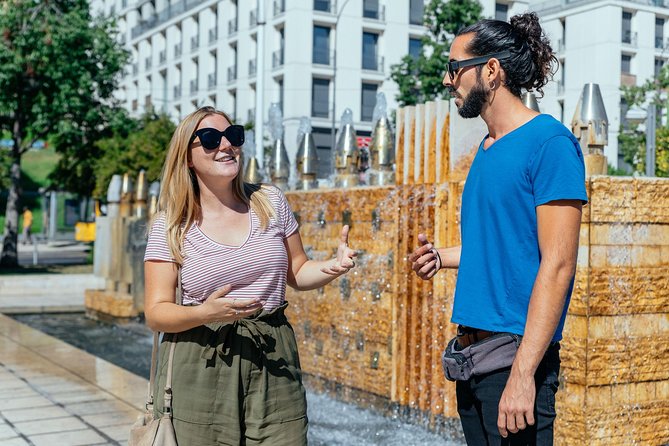 Off the Beaten Track in Lisbon: Lapa Private Tour - Visiting Jardim da Estrela Park: A Green Escape