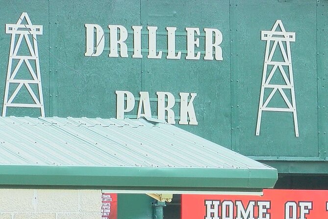 Oil Capital Driving Tour - The Significance of Worlds Richest Acre Park