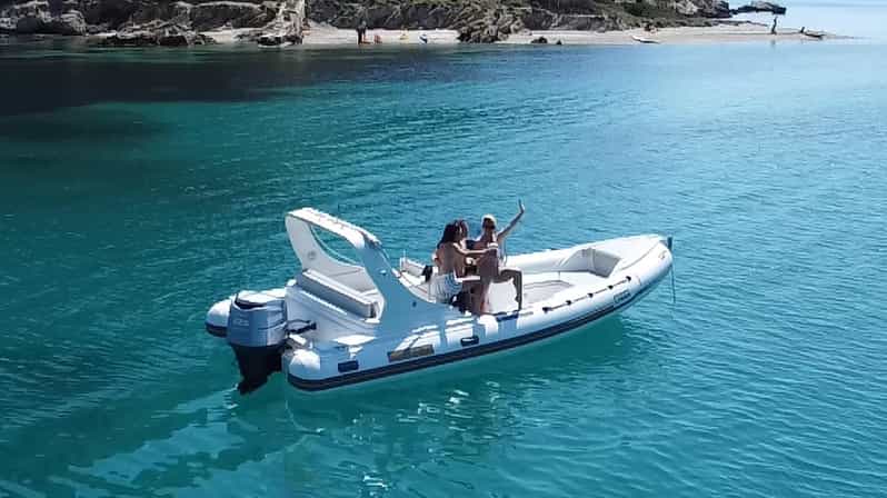 Olbia: Sunset and dolphin watching - Navigating the Sardinian Coast: From Olbia to Isola di Figarolo