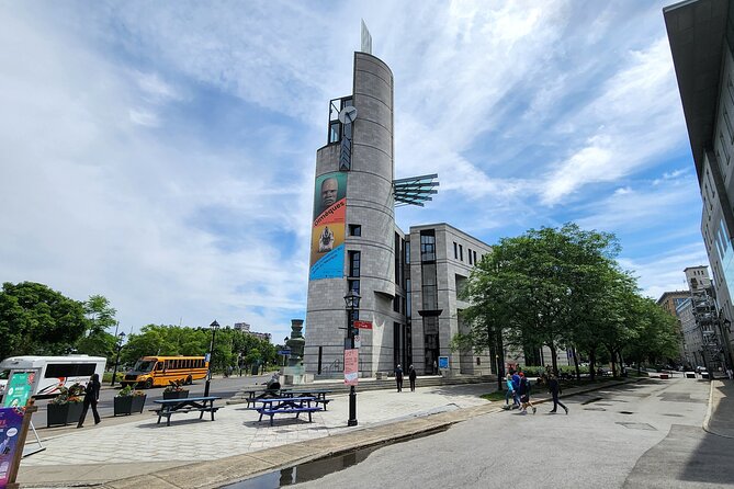 Old Montreal in 90 Minutes Walking Tour - Starting at Montreal Museum of Archaeology and History