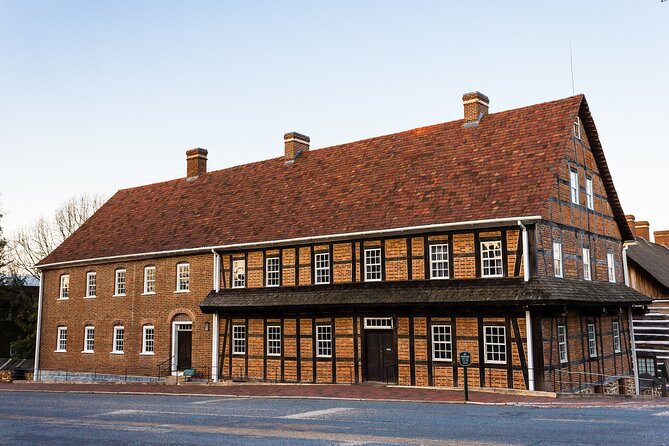 Old Salem's Ghost Self Guided Walking Tour - Starting Point at the Salem Tavern Museum
