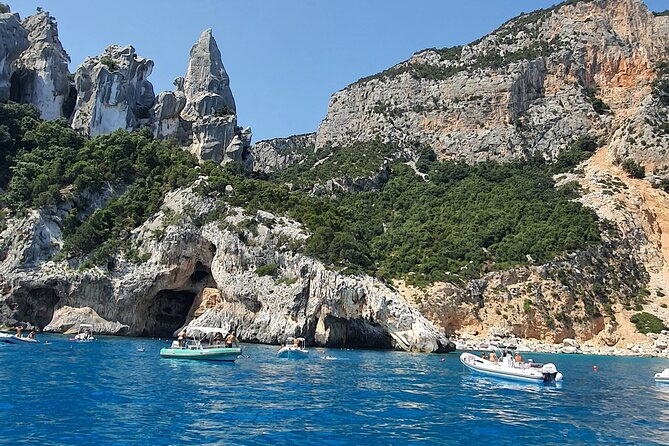 One day tour in rubber dinghy in the Gulf of Orosei with Skipper - Exploring the Stops: Cala Luna and Cala Mariolu