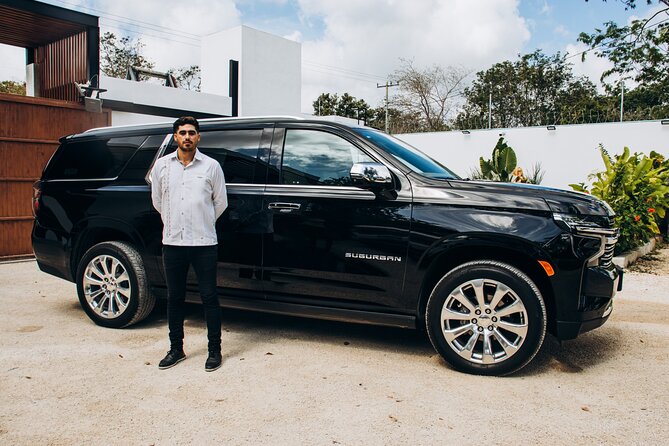 One Way Private Transfer Cancun Int Airport-Cancun Hotel Zone - Comfortable, Modern Vehicles with Amenities