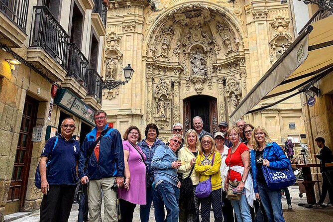 Open Food & Wine tours in San Sebastian - San Sebastian’s Old Town as the Starting Point for Pintxo Exploration