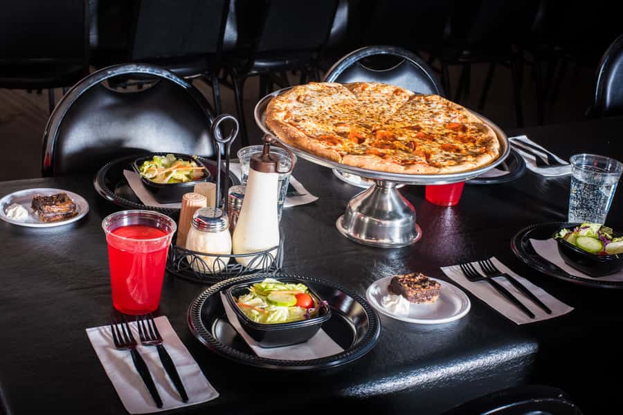 Orlando: The Outta Control Magic Dinner Show - Discover Orlando’s Best-Kept Secret: The Magic Dinner Show