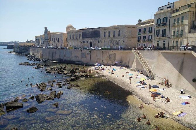 Ortigia city Tour - Admiring the Fonte Aretusa’s Myth and Water Features
