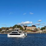 Oslo: City Highlights Guided Tour by Coach with Fjord Cruise - Starting the Tour at Haakon VIIs gate