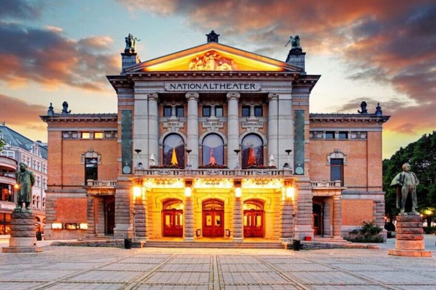 Oslo : Highlights Tour With A Guide (Group or Private) - Starting at the Nobel Peace Center in Oslo City Centre