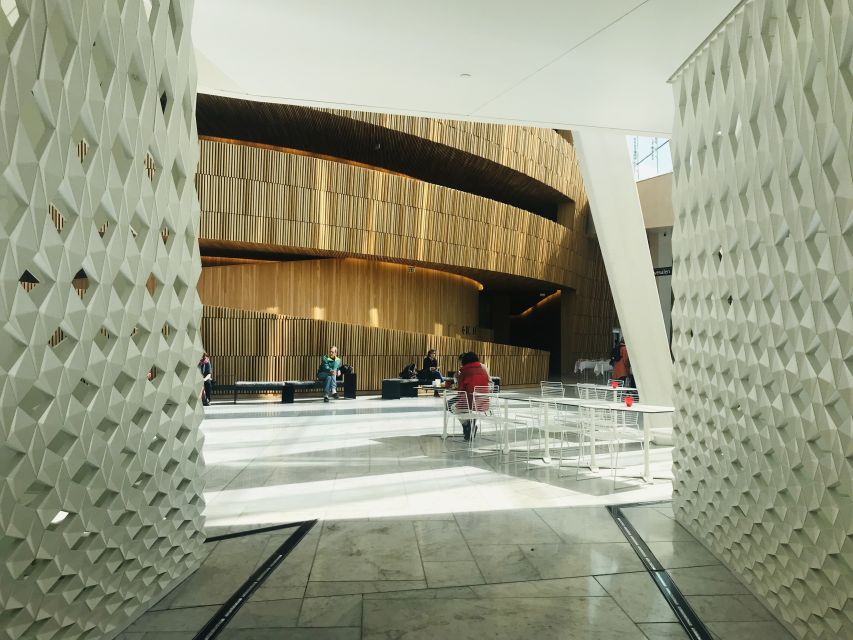 Oslo: Panoramic View and Sculpture Park Walk - The Journey Begins at Oslo’s City Center Landmarks