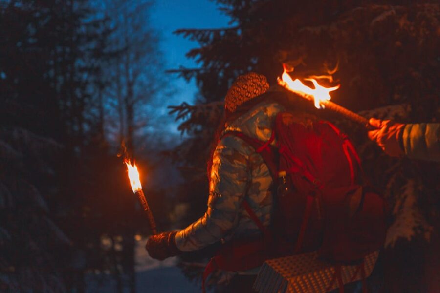 Oslo: Snowy Forest Torchlight Walk with Campfire - The Scenic Metro Ride Up to Frognerseteren