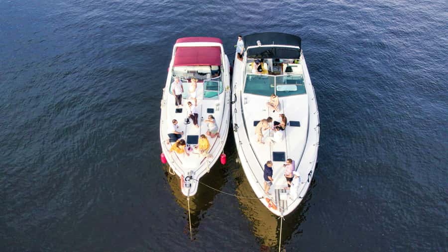 Ottawa: Downtown Yacht Cruise - Thur-Sun - 6 PM to 7 PM - What Makes the Downtown Yacht Cruise Stand Out