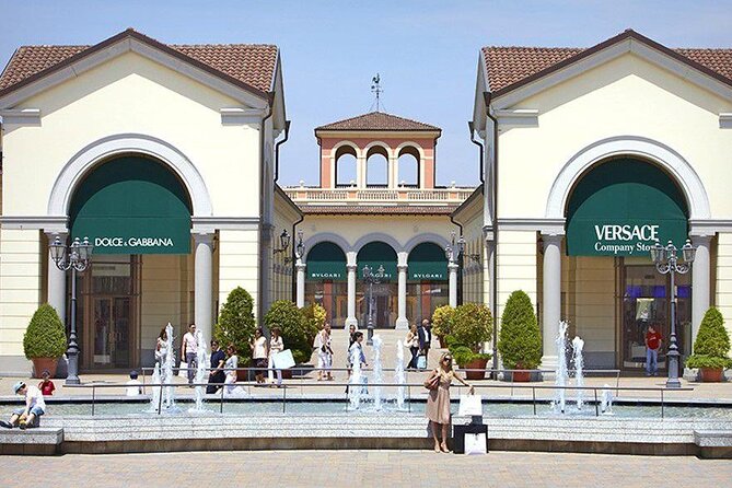 Outlet Serravalle o FoxTown Con Autista Privato Da Milano - Personalized Transportation and Luxury Comfort
