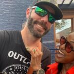 Outstanding Oakland Scavenger Hunt - Curated Locations and Local Secrets