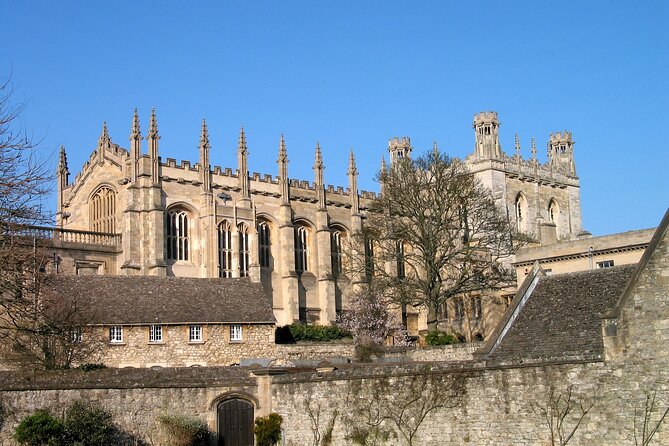 Oxford by Rail Day Tour with Harry Potter Insights Tour - The Bodleian Library: A Literary Treasure