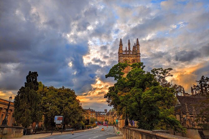 Oxford College Gardens Public Walking Tour - Visiting the 1314 and 1263 Colleges