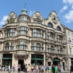 Oxford University Private Walking Tour with a Professional Guide - Insights into Oxford’s Historical Milestones and Figures