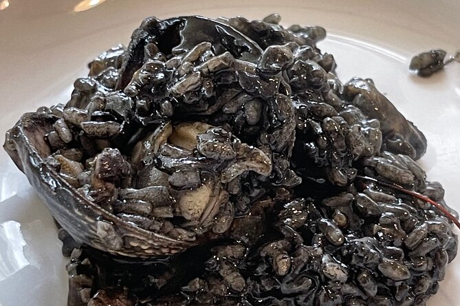 Oysters testing private tour to Ston - Exploring the Ancient Plane Trees of Trsteno