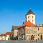Paderborn: Express City Highlights Walk with a Local Guide - Starting Point at Am Westerntor 2