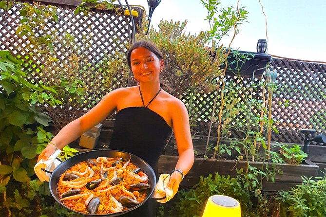 Paella and Sangria Workshop with Tapas Tasting - Meeting Point and Accessibility