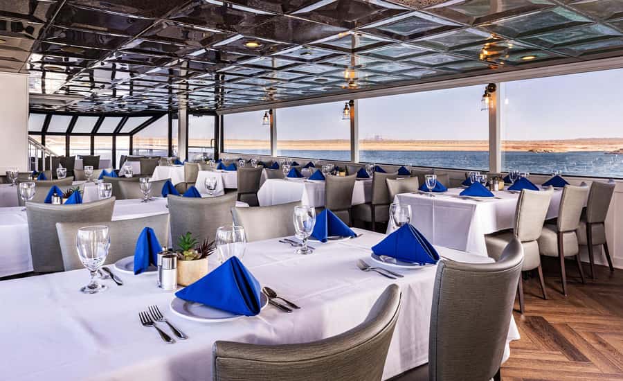 Page: Wahweap Bay Canyon Princess Yacht Dinner Cruise - Scenic Views and Sunset Moments Over Wahweap Bay