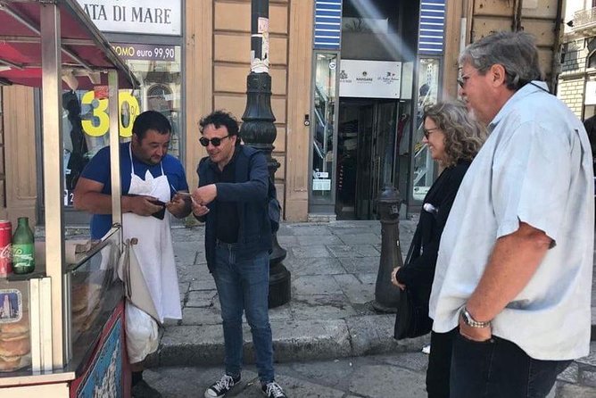 Palermo Food Tour: Discover the typical Street Food with a Chef - Discover Palermo’s Old Town Markets: Mercato di Ballarò and La Vucciria