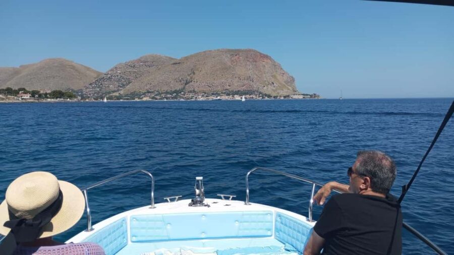 Palermo: Mondello Boat Tour con snack e snorkeling - Weather Policies and Safety Precautions